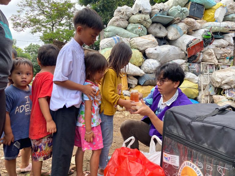 Sedekah Jariyahku - Kegiatan RMB - Garasi 3