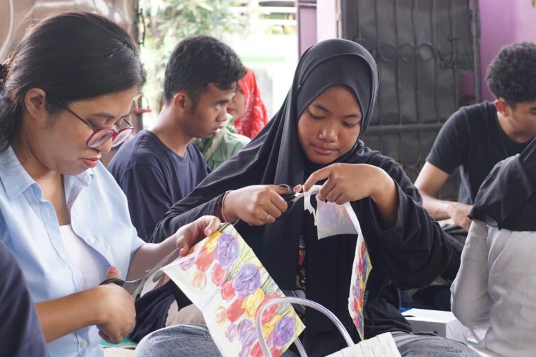 Sedekah Jariyahku - Kegiatan RMB - Kreasi Sipintar 3